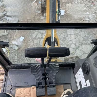 Materialbearbeitung Altes Minibagger Bagger Cat302 Erdbewegungsmaschinen