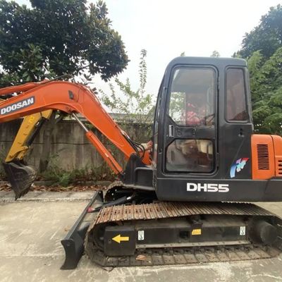 Landwirtschaftliche Gebraucht Minibagger DOOSAN 55 Crawler Bagger Baugeräte