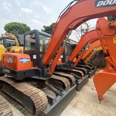 Landwirtschaftliche Gebraucht Minibagger DOOSAN 55 Crawler Bagger Baugeräte