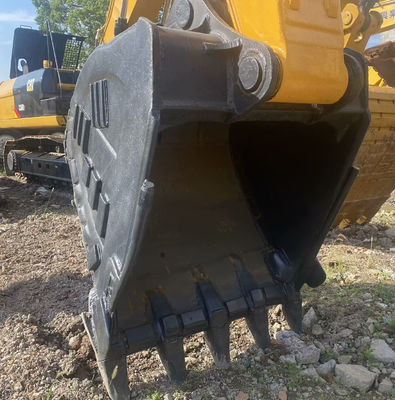 Gebrauchtes Erdbewegungsgerät Hyundai 330 Crawlerl Bagger 32,84 Tonnen gebraucht