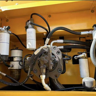 Schwerlastmaschine Volvo EC300 mit robustem Motor