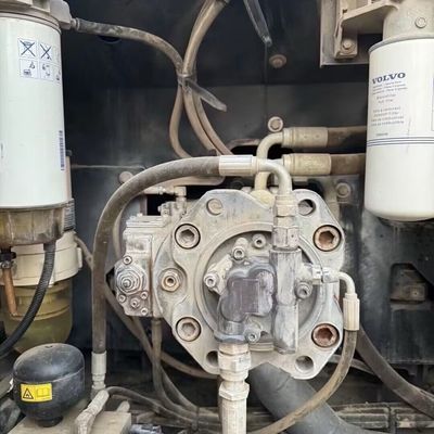 66kW Hydraulischer Gebrauchtbagger VOLVO 200D Baumaschine
