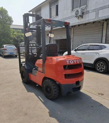 Kompakter Verbrennungsmotor Toyota 30 3 Tonnen Forklift mit CE-Zertifizierung