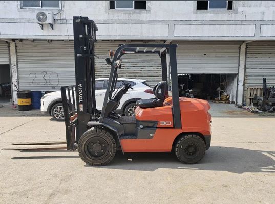 148kw 3 Tonnen Toyota 30 Gebrauchtgabelzug, Dieselmotor Zweithandgabelzug