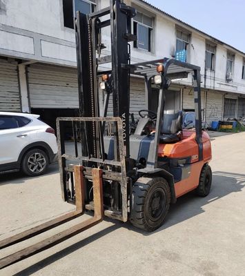 Kompakte TOYOTA 30 Gabelstapler Gebrauchtmaschinenbau